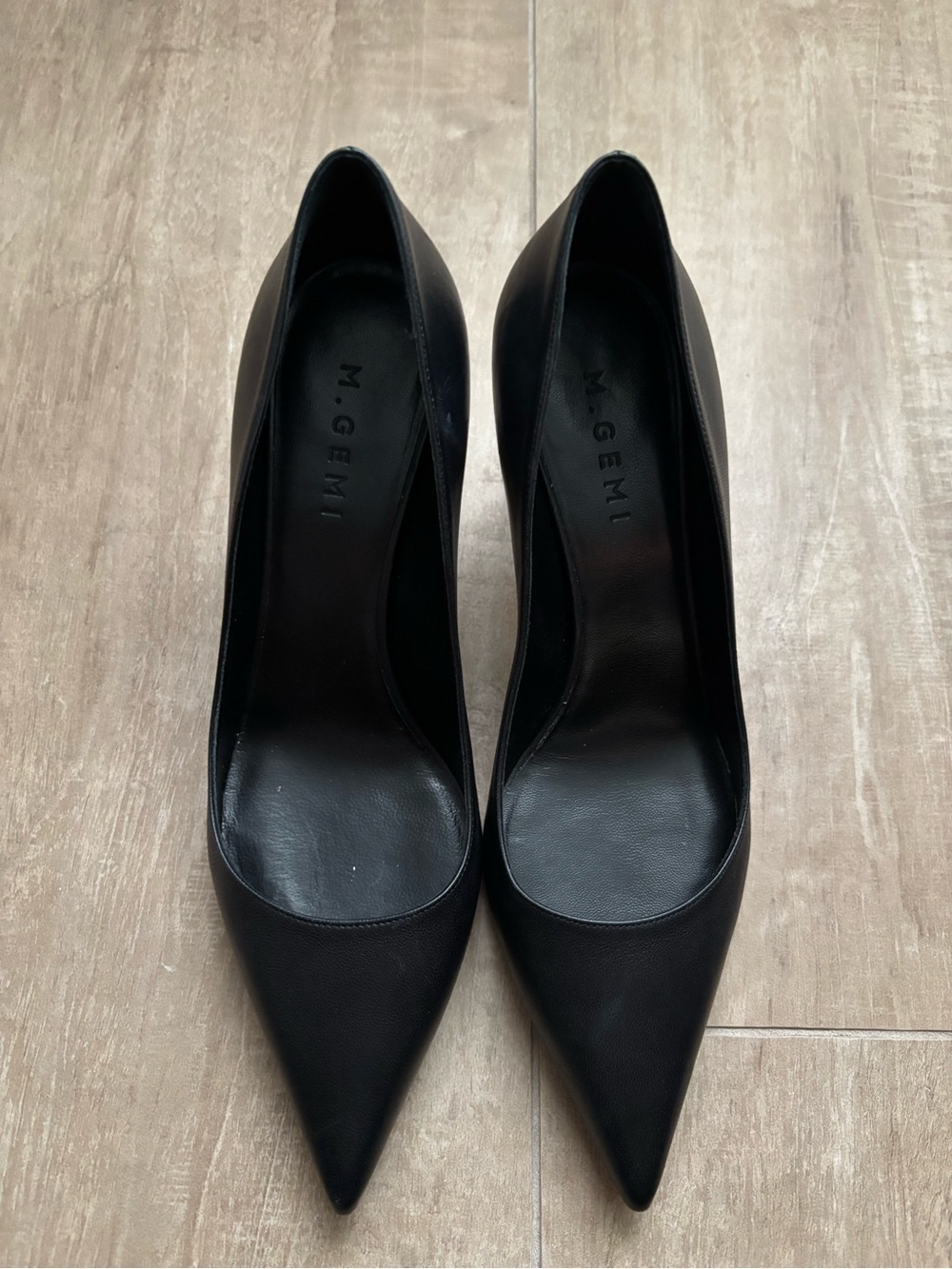 M. Gemi Black Pointed Leather Pumps